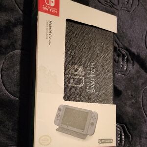 Nintendo Switch Black Hybrid Cover by PowerA